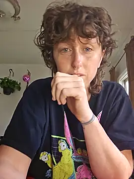 mossy kiss online show from November 2, 2025, 5:59 pm