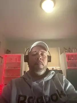 Snapshot of Cristian-Brayan chatting on February 11, 2025, 1:20 pm Cristian-Brayan online show from February 11, 2025, 1:20 pm