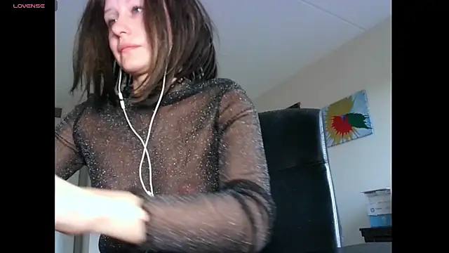 Snapshot of BlaBlaBla7016 chatting on February 4, 2025, 1:59 pm BlaBlaBla7016 online show from February 4, 2025, 1:59 pm