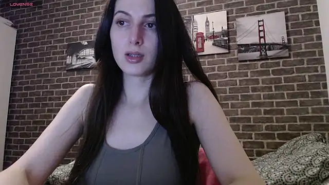  Hot Lady  online show from January 18, 2025, 10:49 pm