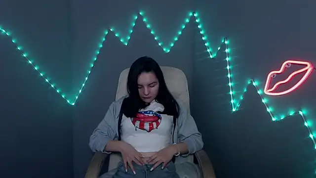 JasmineAsha online show from March 15, 2026, 8:20 am