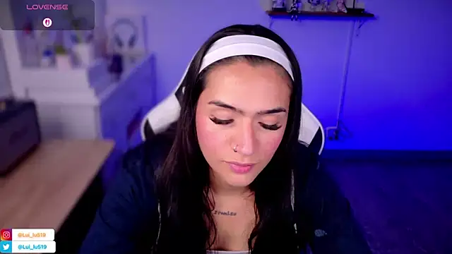 ImLui lu online show from October 23, 2025, 8:18 pm