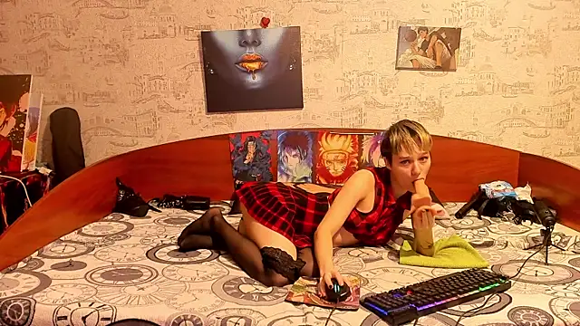 Snapshot of KagamiTayga chatting on October 4, 2025, 2:20 am KagamiTayga online show from October 4, 2025, 2:20 am