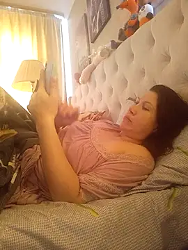 ROXOLANAA SEXY online show from April 4, 2026, 8:23 am