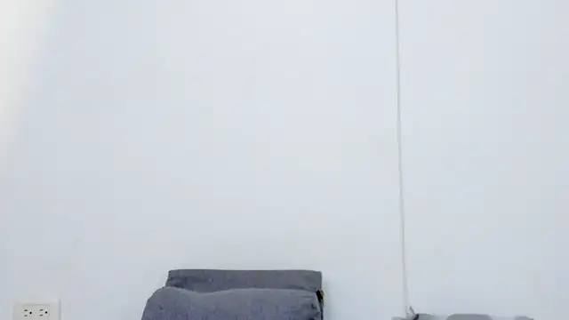 Snapshot of All_yours555 chatting on January 4, 2025, 1:52 am All yours555 online show from January 4, 2025, 1:52 am