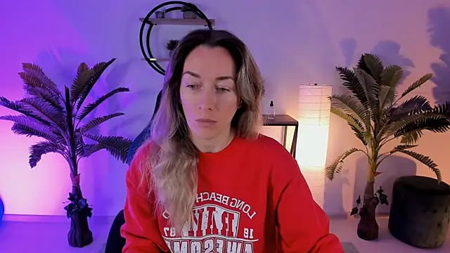 RebeccaMartinez online show from January 9, 2025, 5:23 am