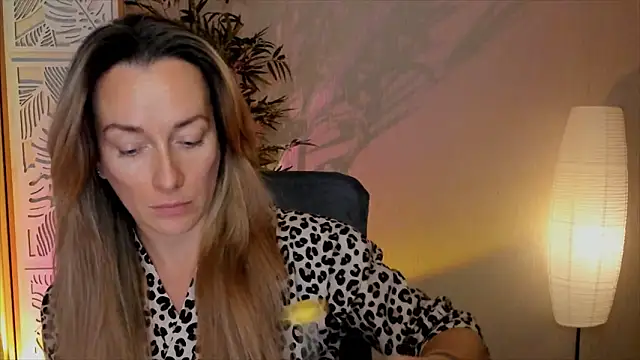 RebeccaMartinez online show from February 7, 2026, 6:50 am