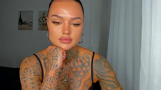 pantera flashh online show from November 15, 2025, 1:14 am