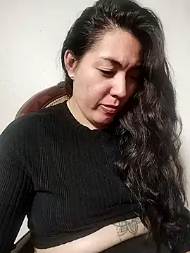 katha steele  online show from October 15, 2025, 1:55 pm