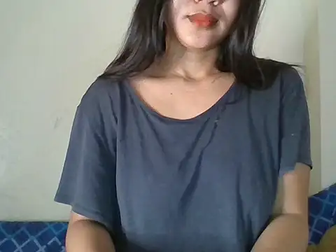  smiling4u  online show from March 5, 2026, 1:34 am