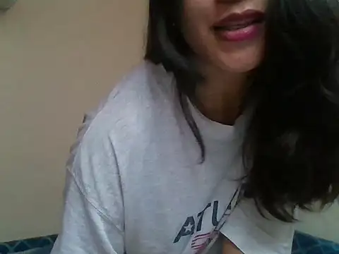  smiling4u  online show from May 29, 2026, 7:06 am