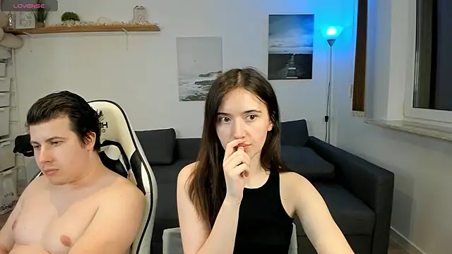 PollyFlame online show from February 3, 2025, 10:21 pm