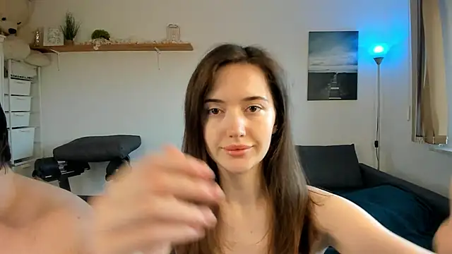 PollyFlame online show from March 6, 2025, 6:19 am