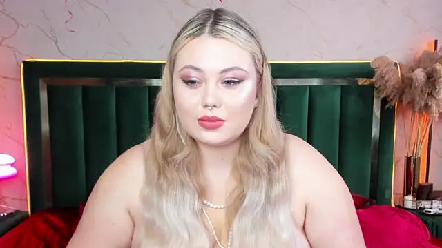 Snapshot of rosal1a chatting on October 21, 2025, 10:27 am rosal1a online show from October 21, 2025, 10:27 am