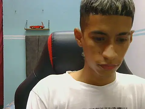 Angelstripboy online show from August 9, 2026, 4:45 pm