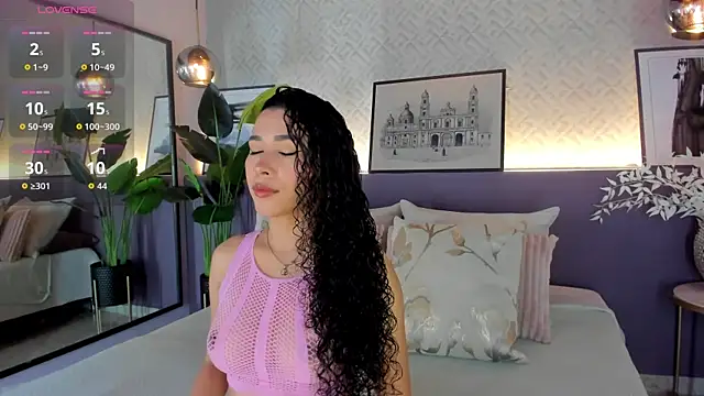 susan cute198 online show from December 4, 2025, 12:14 pm