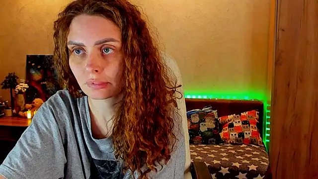 Snapshot of mia_grantes chatting on December 13, 2024, 6:05 pm mia grantes online show from December 13, 2024, 6:05 pm