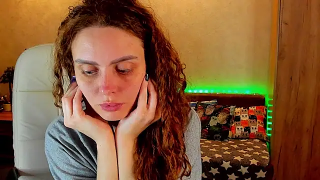 Snapshot of mia_grantes chatting on December 13, 2024, 9:20 pm mia grantes online show from December 13, 2024, 9:20 pm