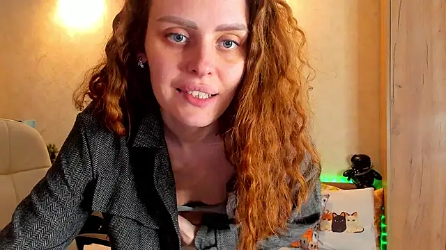 Snapshot of mia_grantes chatting on January 17, 2025, 6:02 pm mia grantes online show from January 17, 2025, 6:02 pm
