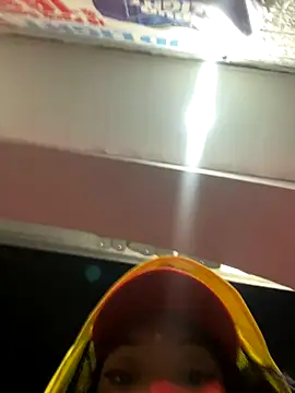 Snapshot of Iceblanca chatting on October 14, 2025, 7:31 am Iceblanca online show from October 14, 2025, 7:31 am