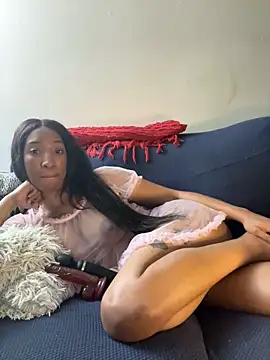 Snapshot of Iceblanca chatting on October 30, 2025, 2:46 am Iceblanca online show from October 30, 2025, 2:46 am