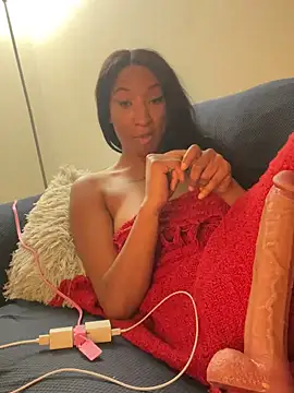 Snapshot of Iceblanca chatting on November 2, 2025, 1:30 am Iceblanca online show from November 2, 2025, 1:30 am