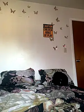 Snapshot of Iceblanca chatting on November 7, 2025, 2:39 pm Iceblanca online show from November 7, 2025, 2:39 pm