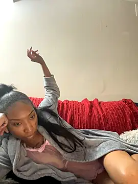 Snapshot of Iceblanca chatting on November 8, 2025, 2:45 am Iceblanca online show from November 8, 2025, 2:45 am