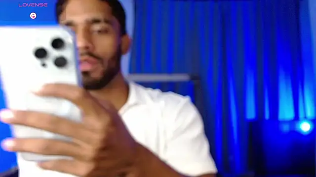 Snapshot of Christian_thor chatting on April 3, 2026, 3:48 am Christian thor online show from April 3, 2026, 3:48 am