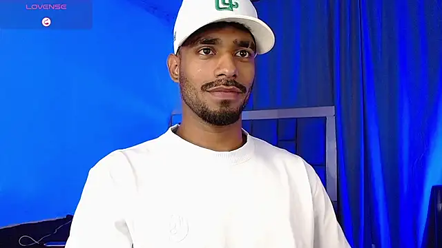 Snapshot of Christian_thor chatting on April 15, 2026, 4:08 am Christian thor online show from April 15, 2026, 4:08 am