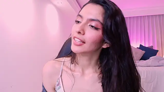 miiaa evans online show from February 19, 2025, 7:28 am