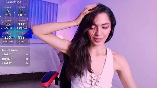 miiaa evans online show from March 6, 2025, 6:30 am