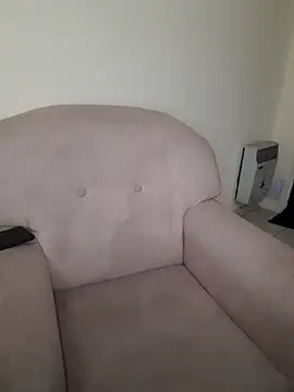 DianiQueenn online show from December 2, 2025, 4:29 am