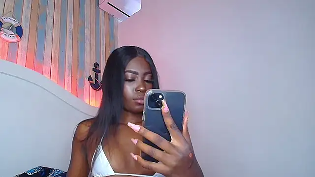 NaiaGils online show from March 14, 2025, 3:36 pm