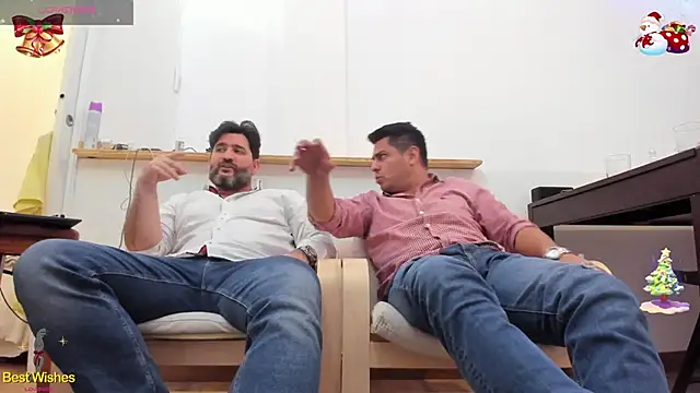 Snapshot of Maxi_TheBigDaddy chatting on December 28, 2024, 9:40 pm Maxi TheBigDaddy online show from December 28, 2024, 9:40 pm