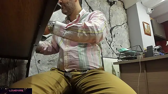 Snapshot of Maxi_TheBigDaddy chatting on September 29, 2025, 10:20 am Maxi TheBigDaddy online show from September 29, 2025, 10:20 am