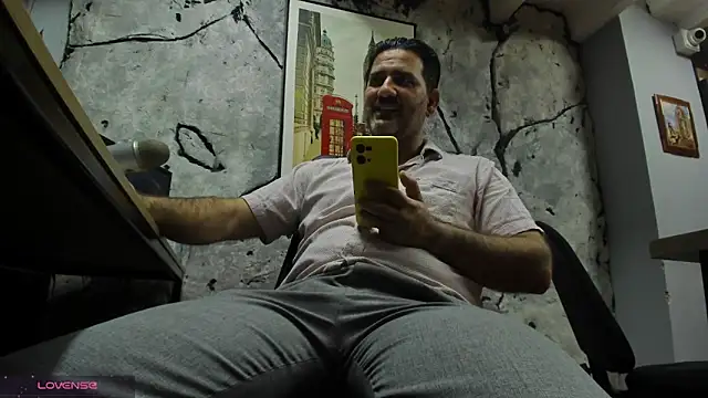 Maxi TheBigDaddy online show from January 15, 2026, 6:00 pm