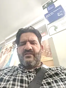 Maxi TheBigDaddy online show from February 6, 2026, 4:54 pm