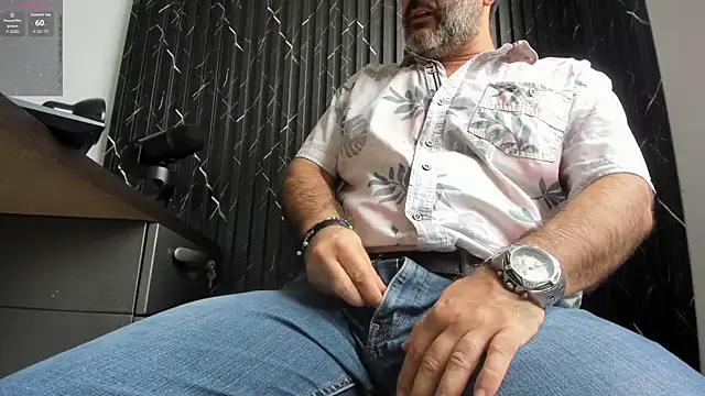 Maxi TheBigDaddy online show from July 31, 2026, 2:49 pm