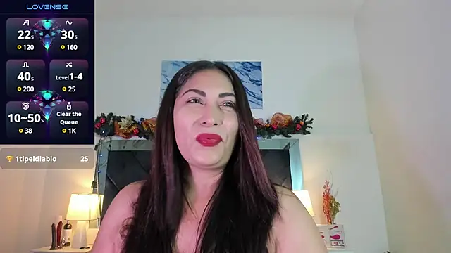 Snapshot of Lauralove_69 chatting on December 21, 2024, 7:38 pm Lauralove 69 online show from December 21, 2024, 7:38 pm