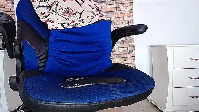 Jhons velez online show from October 29, 2025, 4:20 pm