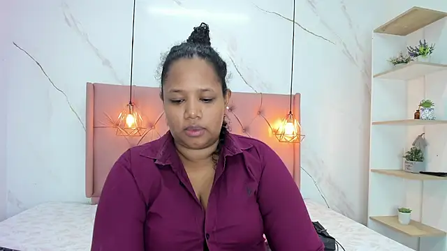 Belle Brunette online show from May 23, 2026, 12:20 pm