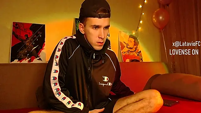 Midnighter  online show from December 25, 2024, 2:03 am