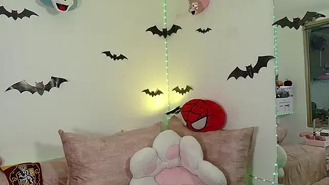 Snapshot of megan_doll2 chatting on October 31, 2025, 8:54 pm megan doll2 online show from October 31, 2025, 8:54 pm