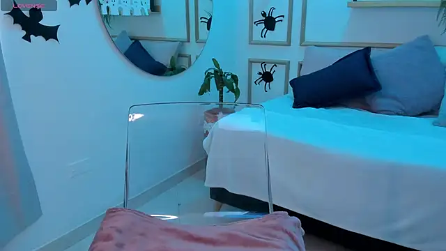 Snapshot of scarlet_miller1 chatting on October 23, 2025, 11:53 am scarlet miller1 online show from October 23, 2025, 11:53 am