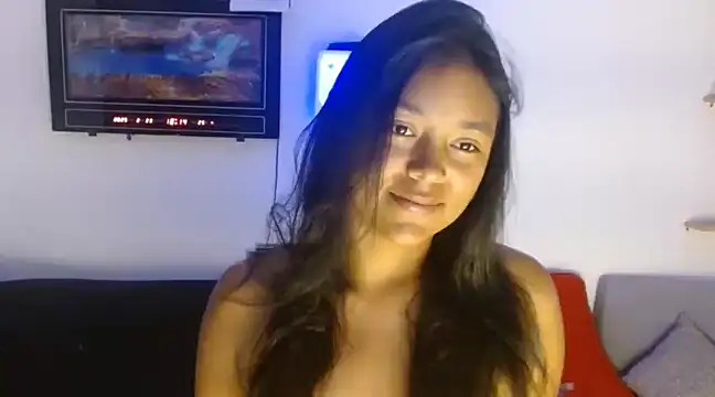 Chiara petterson online show from February 23, 2025, 11:14 pm