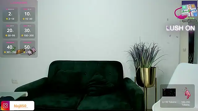 HOTBLACKANDWHITE2 online show from January 13, 2025, 12:19 am