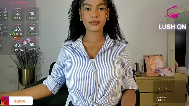 HOTBLACKANDWHITE2 online show from February 2, 2025, 1:02 am