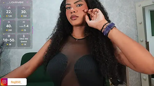 HOTBLACKANDWHITE2 online show from March 14, 2026, 3:56 am