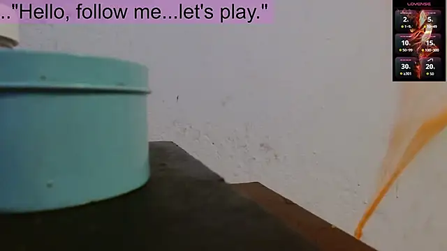 toxxxic cams online show from October 12, 2025, 12:48 pm